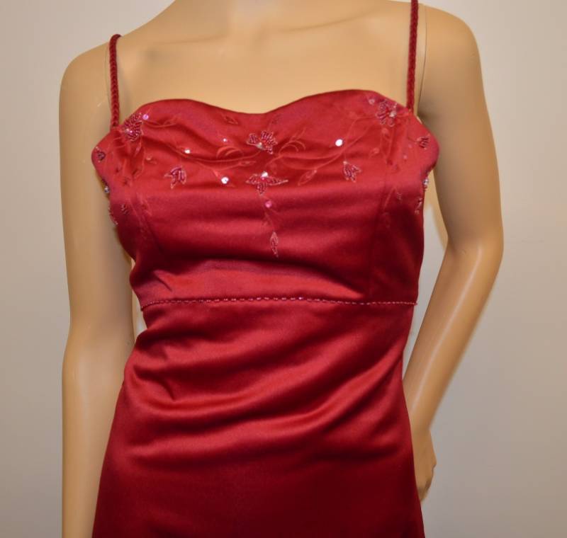 lot 58 image: Eden Maids  Dark Red Special Occasion Dress
