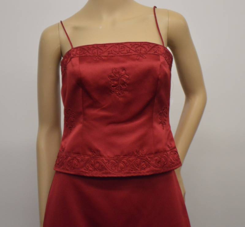 lot 74 image: Michaelangelo  Dark Red 2 Piece Special Occasion Ensemble