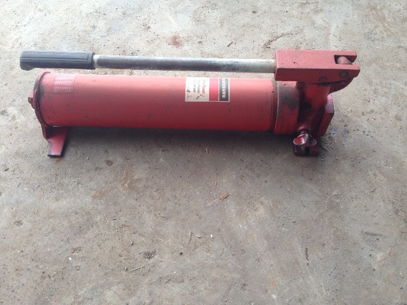 Porto - power hand pump Black Hawk