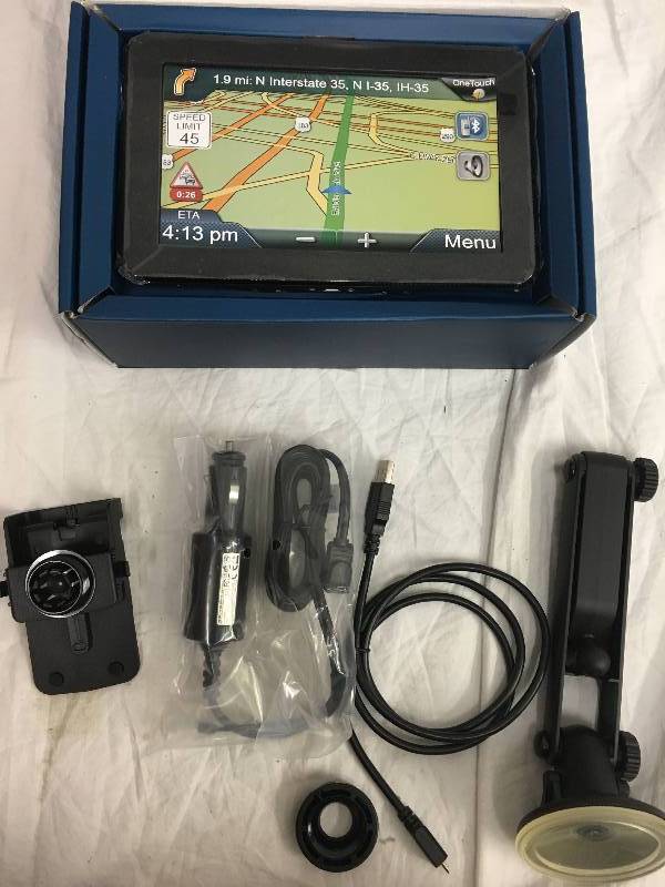Magellan RoadMate 7 GPS Navigator with FREE Maps & Traffic retail $260