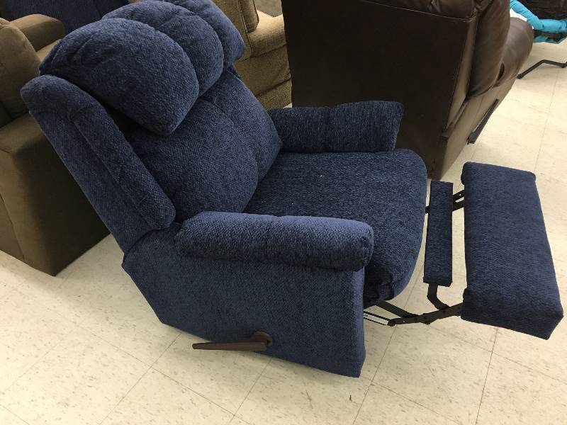 Chelsea Home Furniture Rocker Recliner retail $370