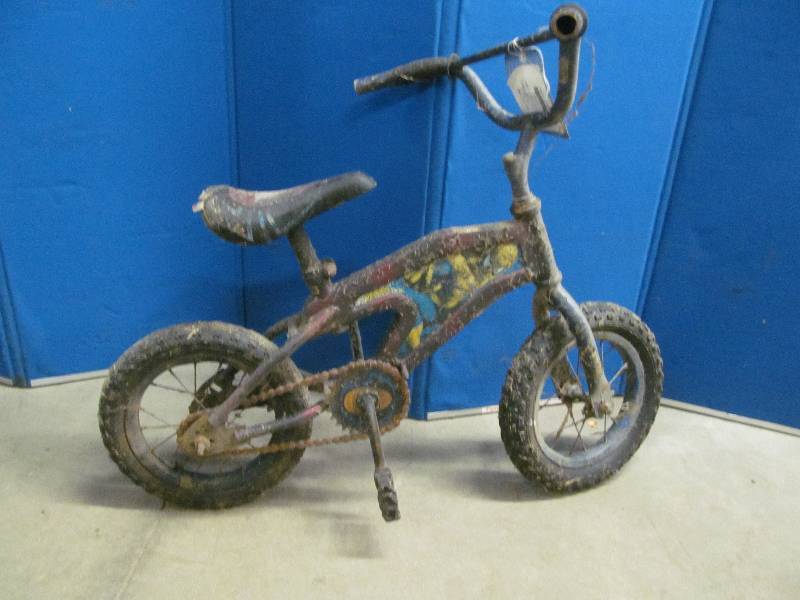 lot 67 image: Spiderman bike