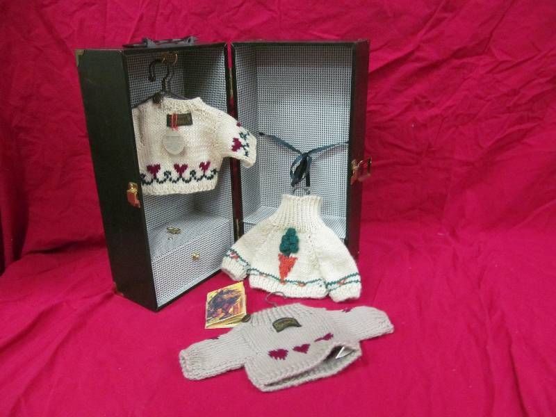 lot 94 image: Boyds Bearwear closet
