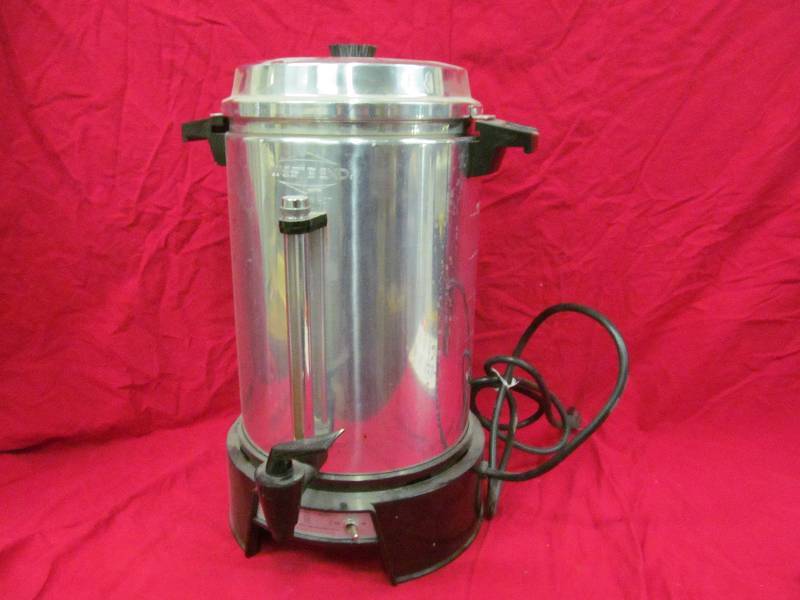 lot 97 image: Westbend coffeemaker
