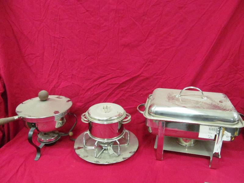lot 105 image: buffet chafing dishes