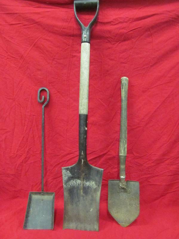 lot 155 image: ShovelSpade