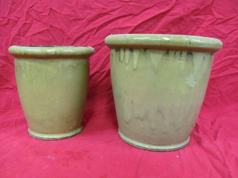 lot 194 image: Planter