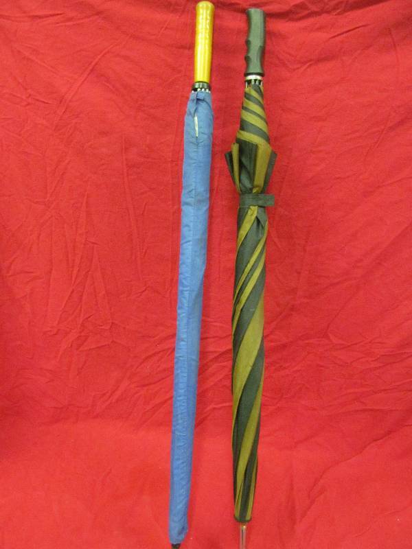 lot 233 image: Umbrellas