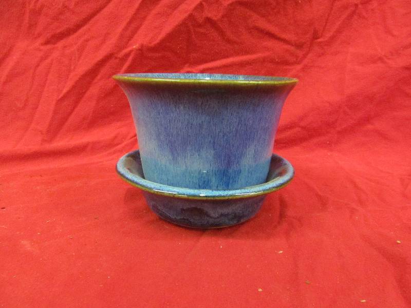 lot 260 image: Crock