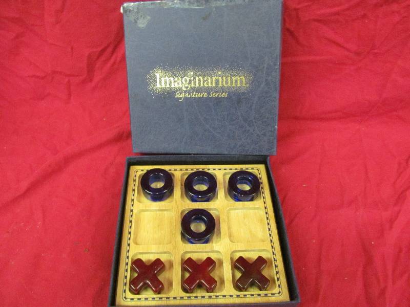 lot 261 image: Tic-Tac-Toe Game