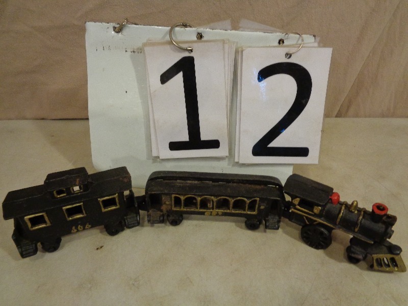 Cast Iron 3 Pc Train Set