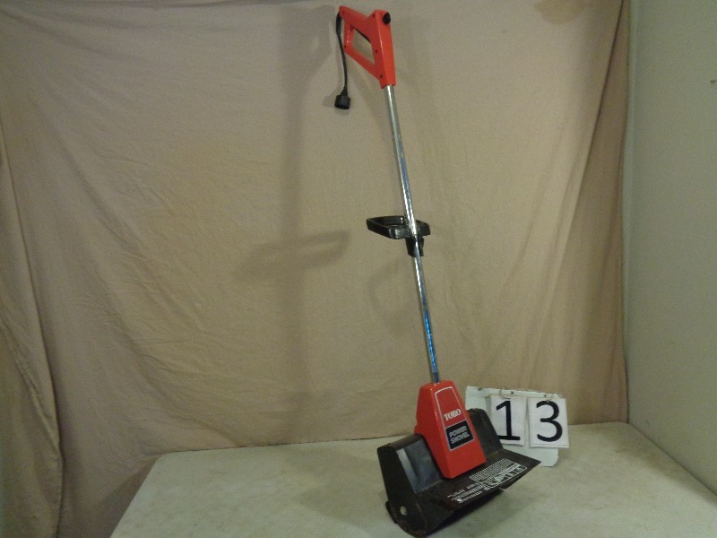 Toro Power Shovel