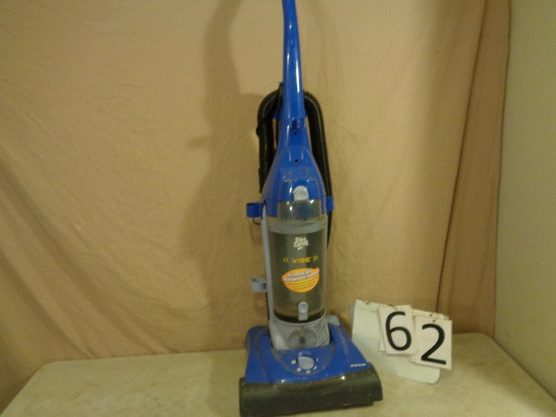 Dirt Devil Vacuum
