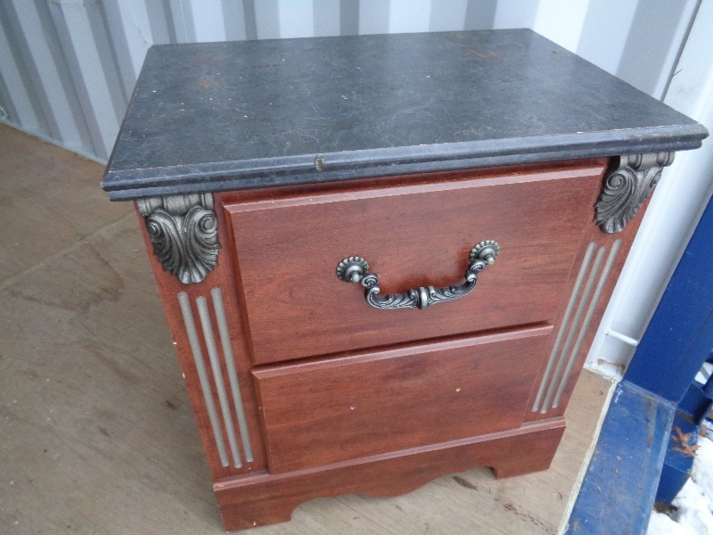 2 Drawer Nightstand