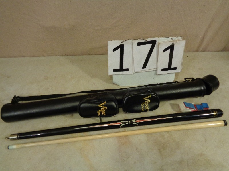 Pool Cue with Case