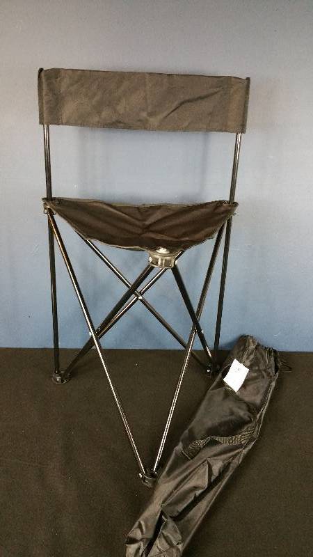 lot 97 image: 20 3 Leg Portable Chair - Black