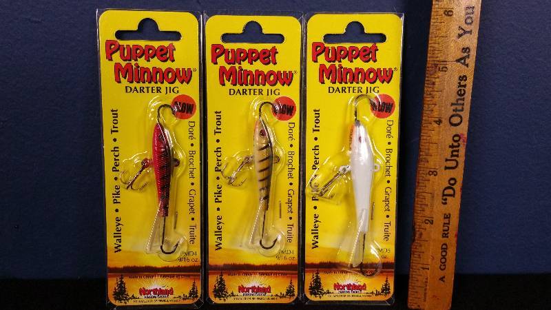 lot 128 image: Group of (3) Northland Puppet Minnows
