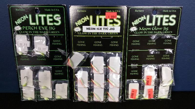 lot 213 image: Group of (21) Bartness Neon Lites - Green