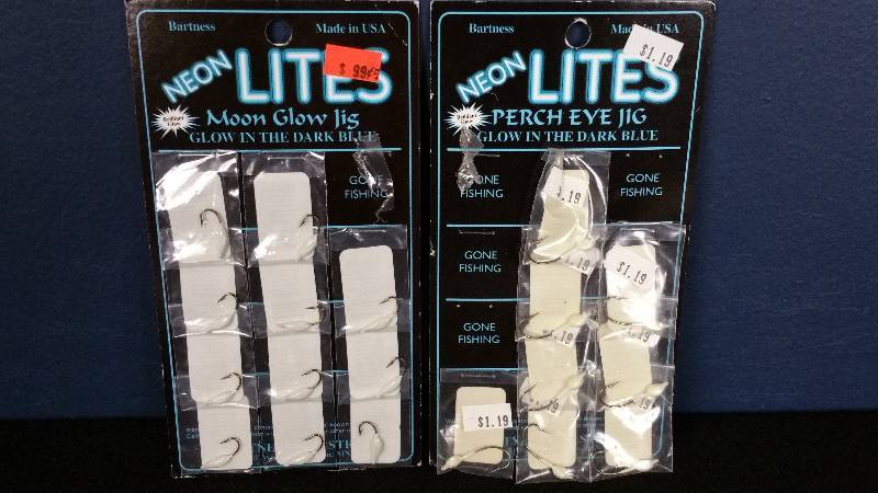 lot 228 image: Group of (19) Bartness Neon Lites - Blue