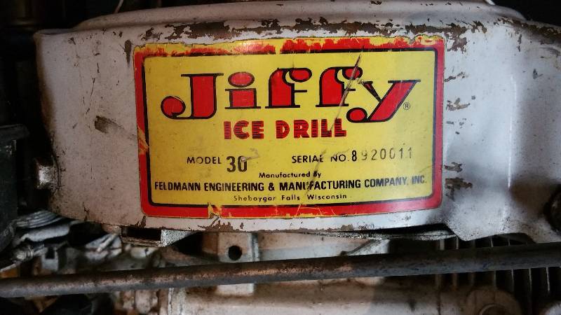 lot 1 image: Jiffy Ice Auger