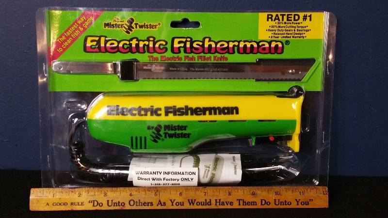 lot 66 image: Mister Twister Electric Fisherman Filet Knife