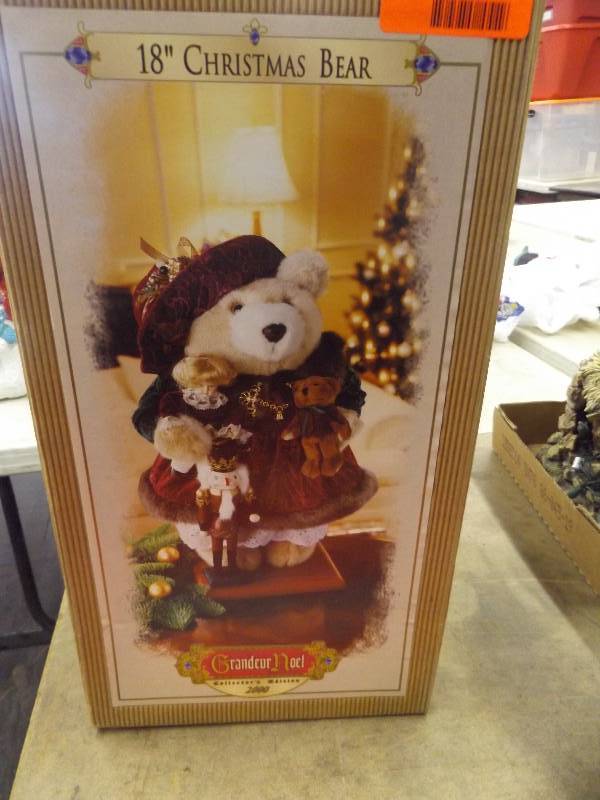 18 Christmas Bear