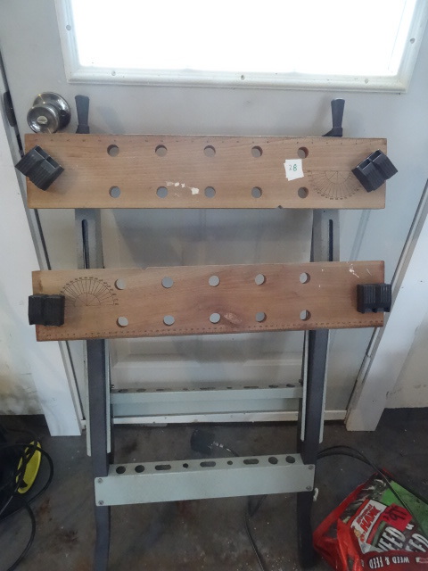 Work bench for cutting wood