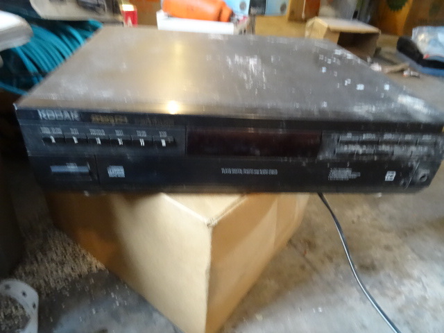 Kodac Cd Player plays digital photo and audio