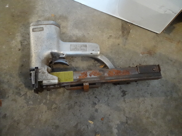 Passload air stapler