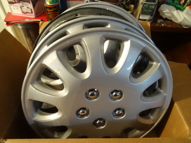 14 wheel hub caps