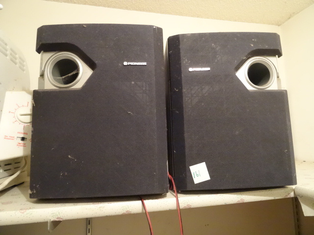 Pioneer 2 set speaker