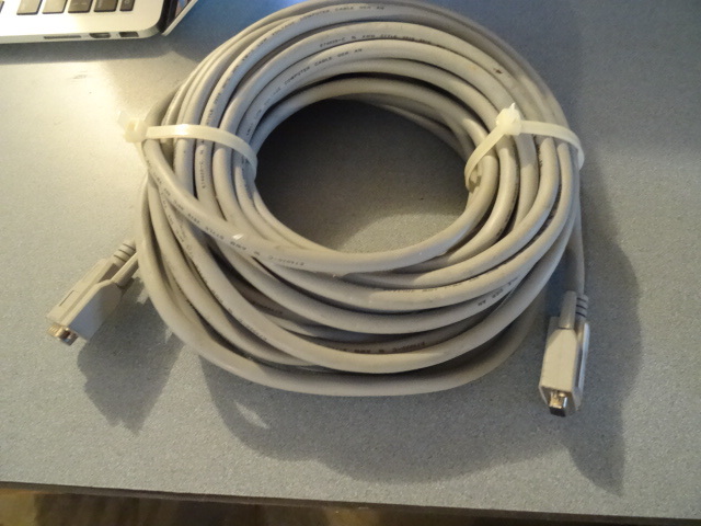 Long VGA computer monitor cabe at least 50ft long