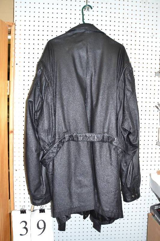 lot 39 image: Leather coat