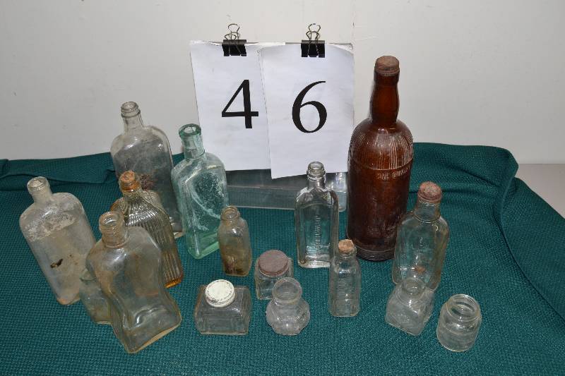 lot 46 image: Bottles
