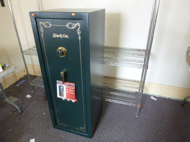 New Stack-On 16 Gun Security Safe