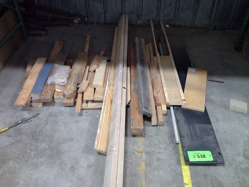 Miscellaneous lot of lumber