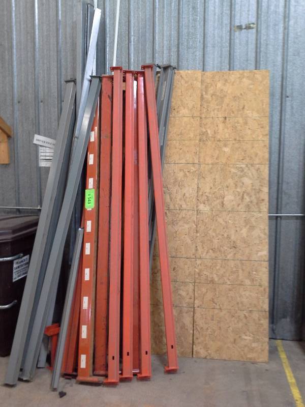 Miscellaneous lot of pallet racking beams and shelving