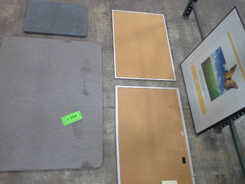 Five different wall hangings, corkboard and frame