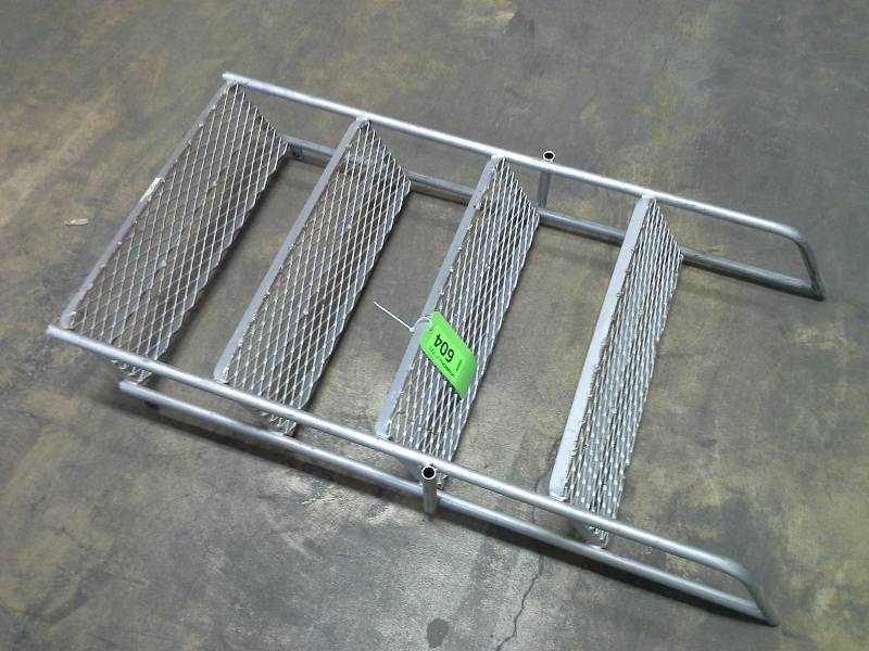Section of stairs, no handrail