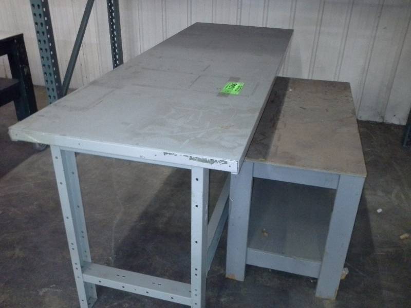 Pair of tables, one Wood, one metal