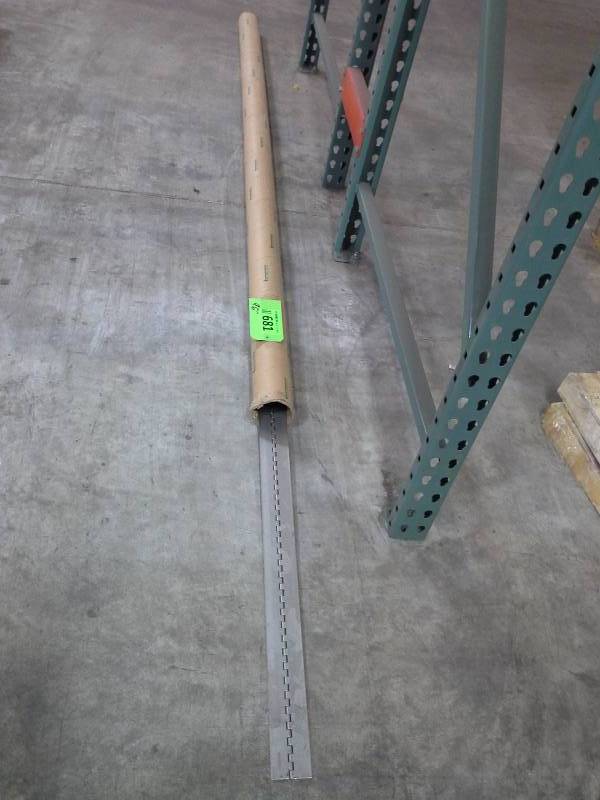 Very long hinge