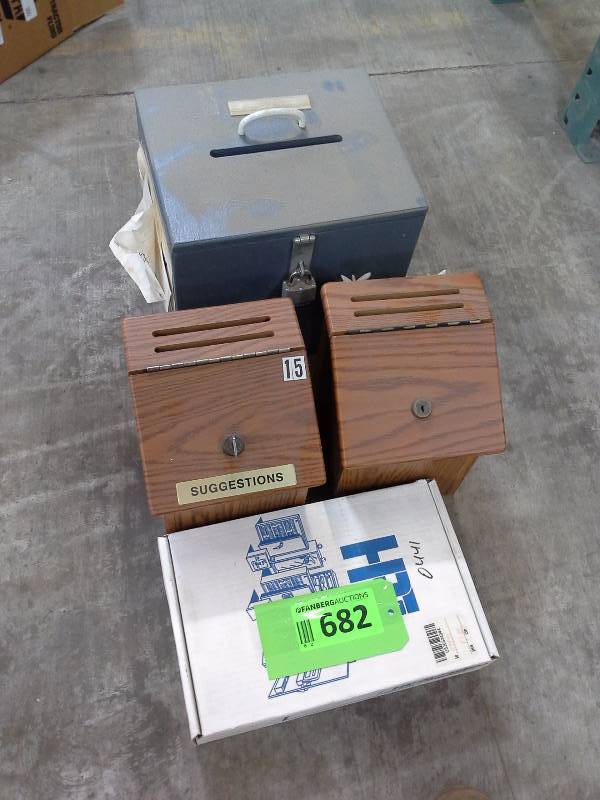 Suggestion box lot