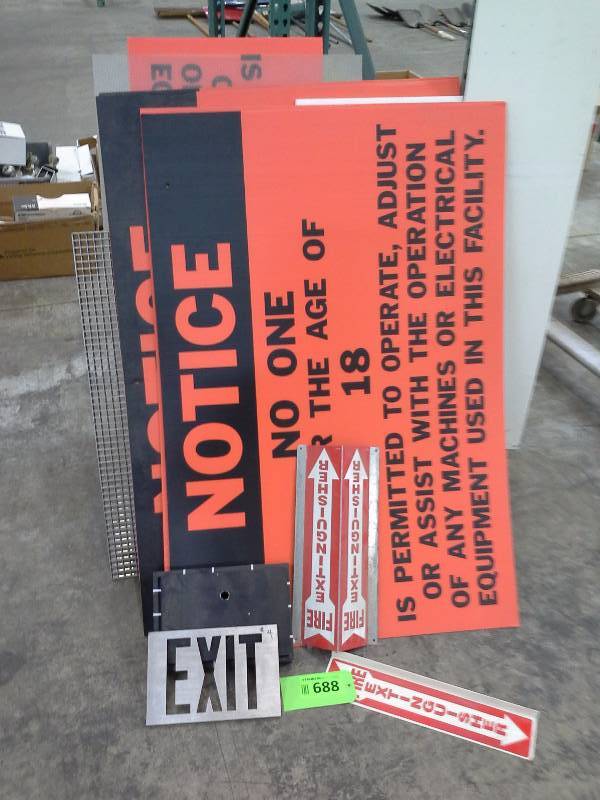 Large miscellaneous sign lot