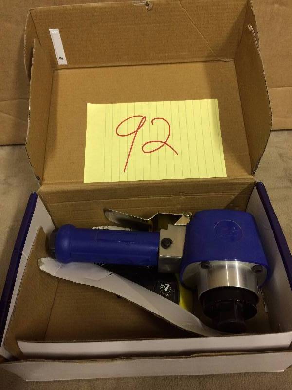 CH Dual Action Sander