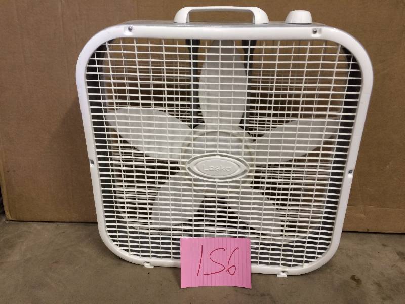 Lasko Box Fan Works