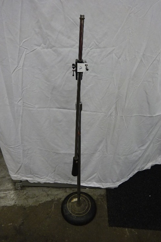 lot 2 image: Atlas Sound round base