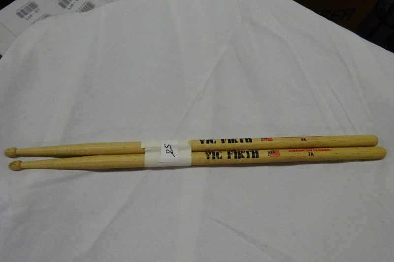 lot 58 image: Vic Firth 7A American Classic Pair of drum sticks