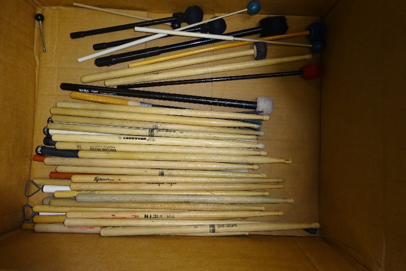 lot 74 image: Assorted mallets, brushes and sticks