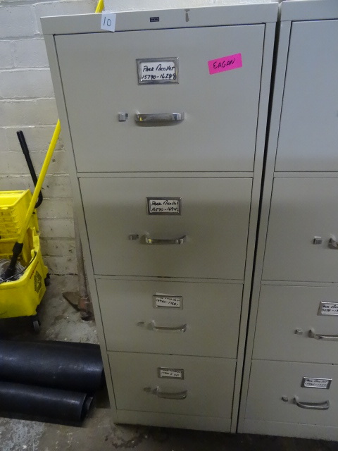 18 Metal 4 Drawer File Cabinet