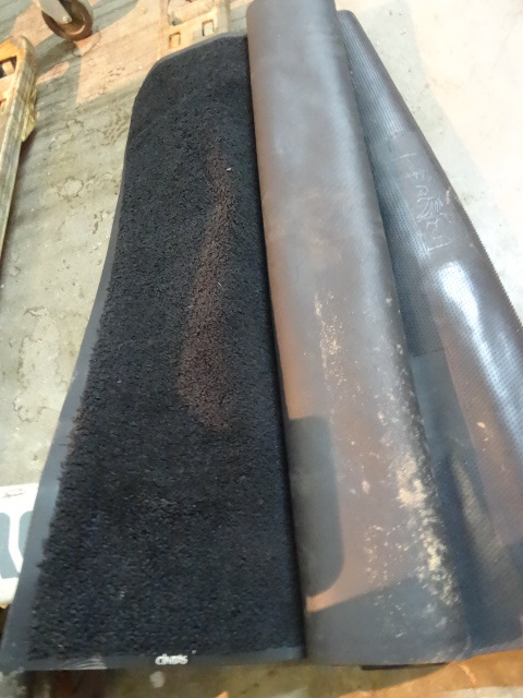 42 Carpet Runners Qty 2